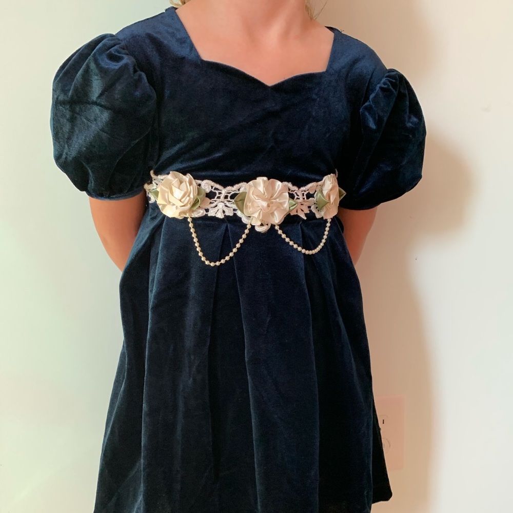 ๐ Bonnie Jean Blue Velvet holiday dress - Picture 2 of 7